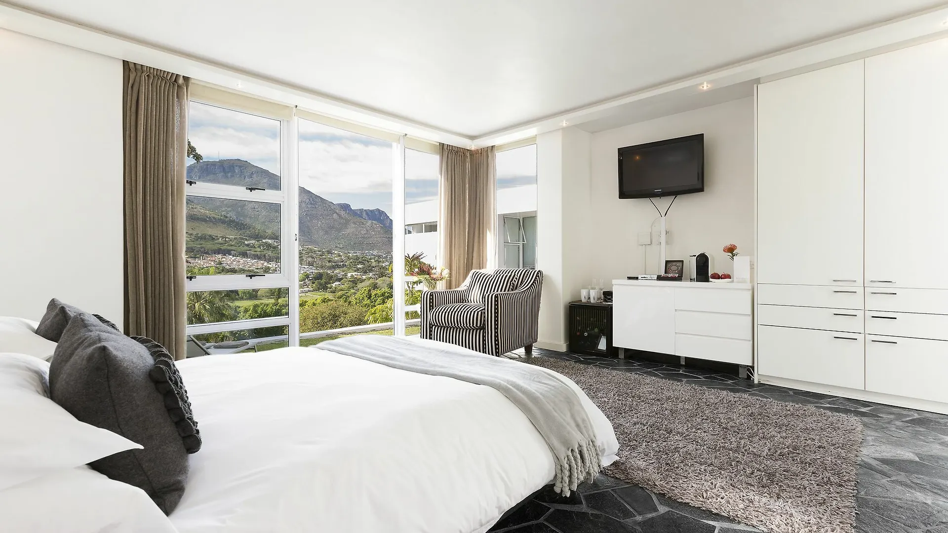 Cube Guest House Hout Bay