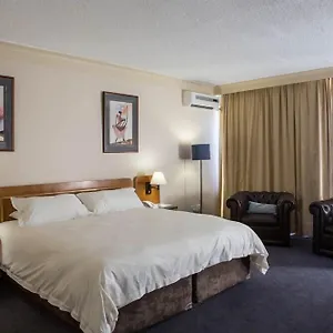 summerstrand-hotel.port-elizabeth-hotel.com/
